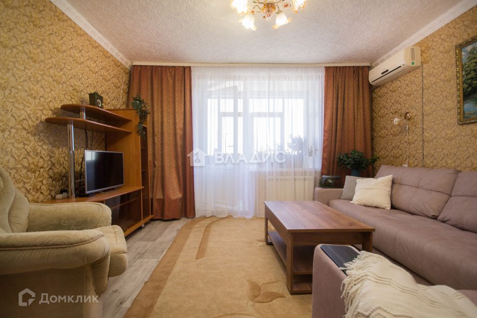Продаётся 3-комнатная квартира, 63 м²