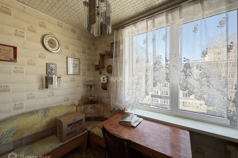 Продаётся 3-комнатная квартира, 58.2 м²