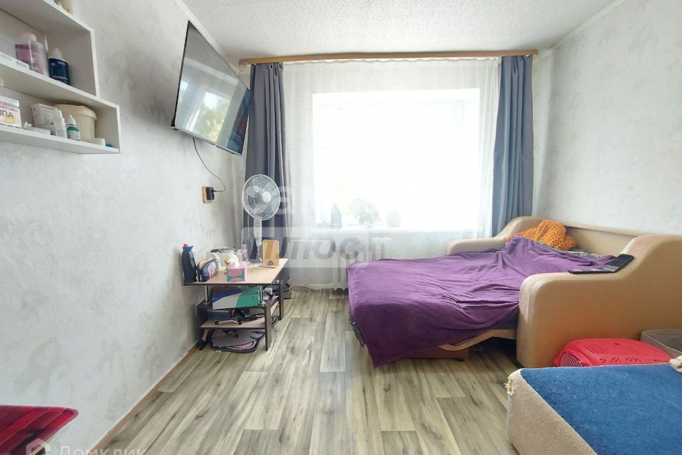 Продаётся комната в 4-комн. квартире, 17.9 м²