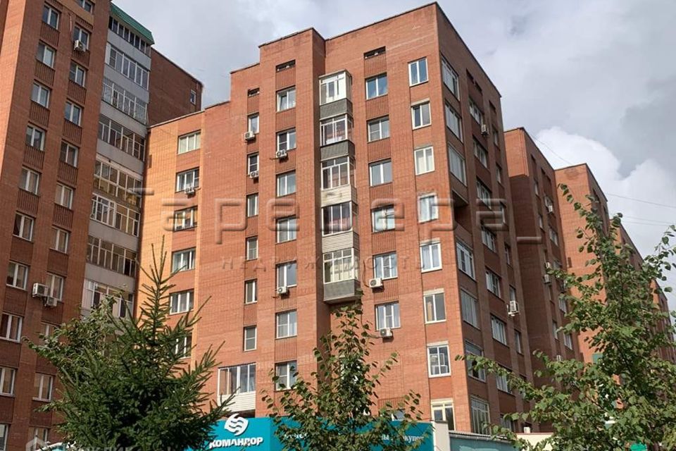 Продаётся 3-комнатная квартира, 117.9 м²
