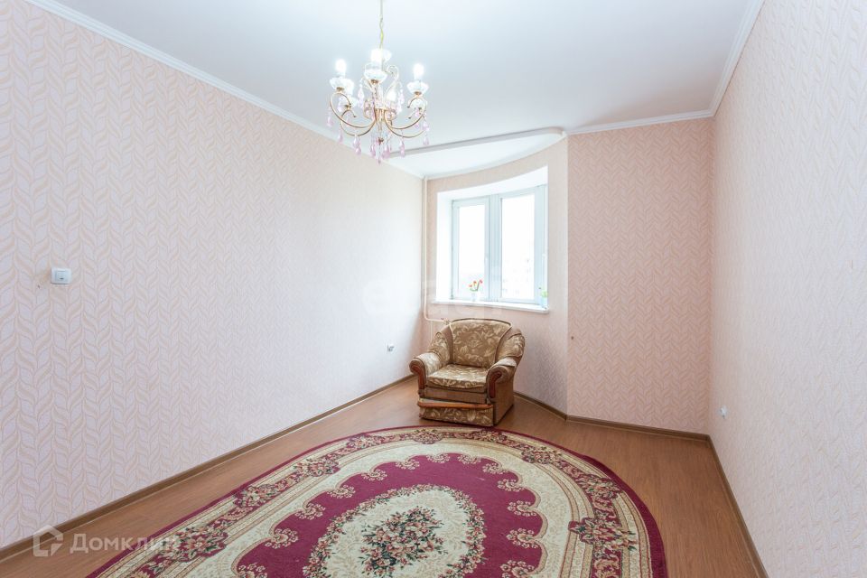 Продаётся 3-комнатная квартира, 82 м²