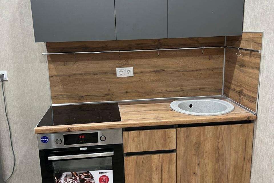 Продаётся 1-комнатная квартира, 38 м²