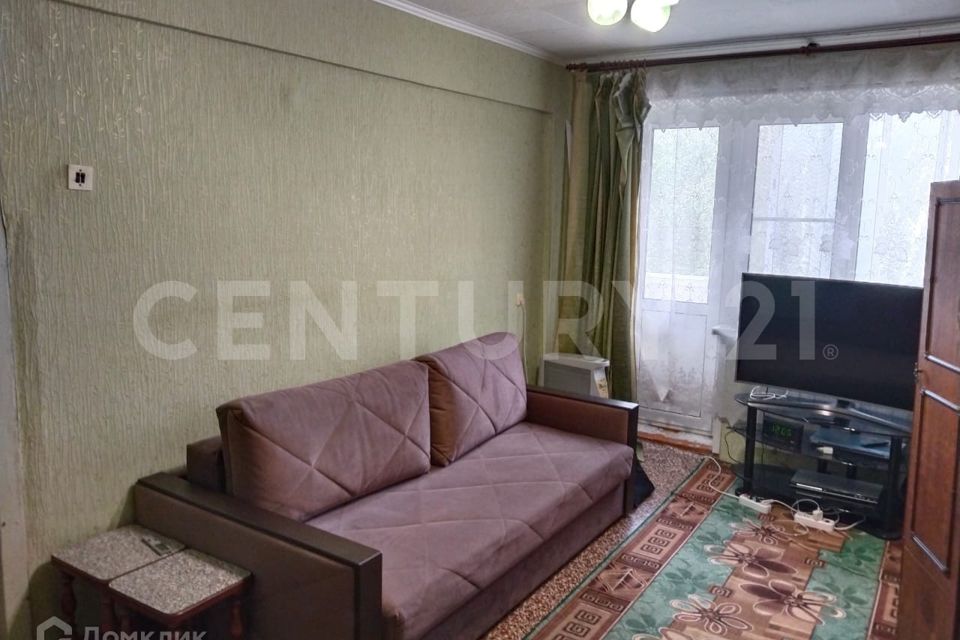 Продаётся 4-комнатная квартира, 60 м²