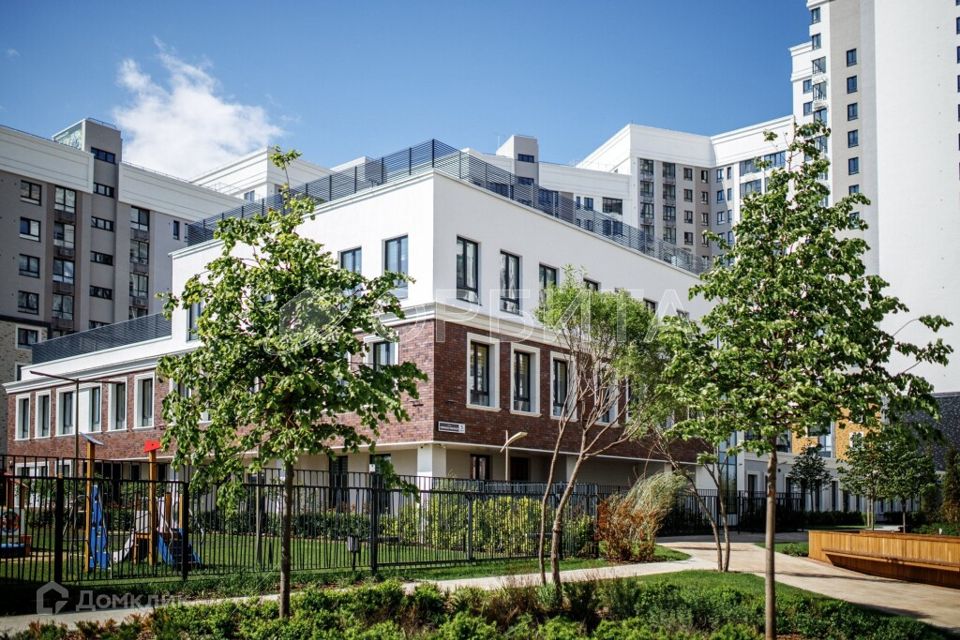 Продаётся 2-комнатная квартира, 70.3 м²