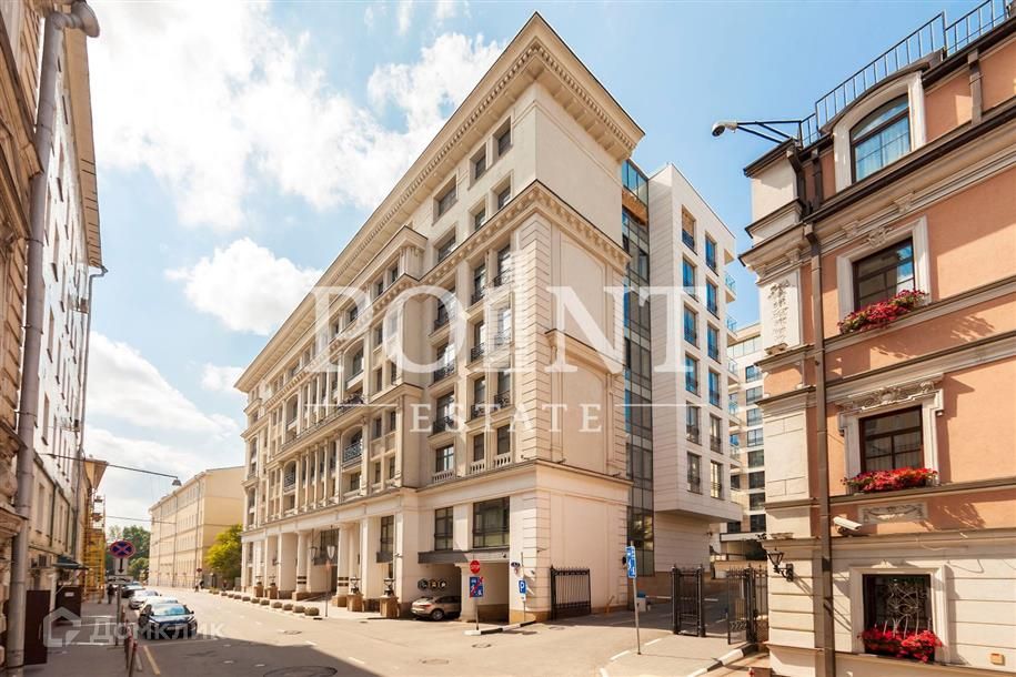 Продаётся 4-комнатная квартира, 154 м²