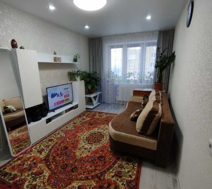 Продаётся 1-комнатная квартира, 42 м²