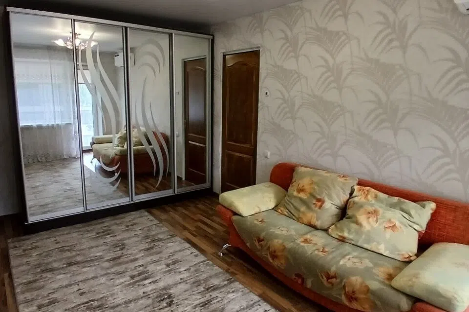 Сдаётся 1-комнатная квартира, 38 м²