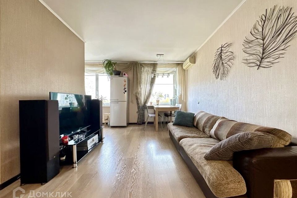 Продаётся 3-комнатная квартира, 58.3 м²