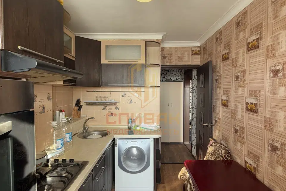 Продаётся 3-комнатная квартира, 56.3 м²