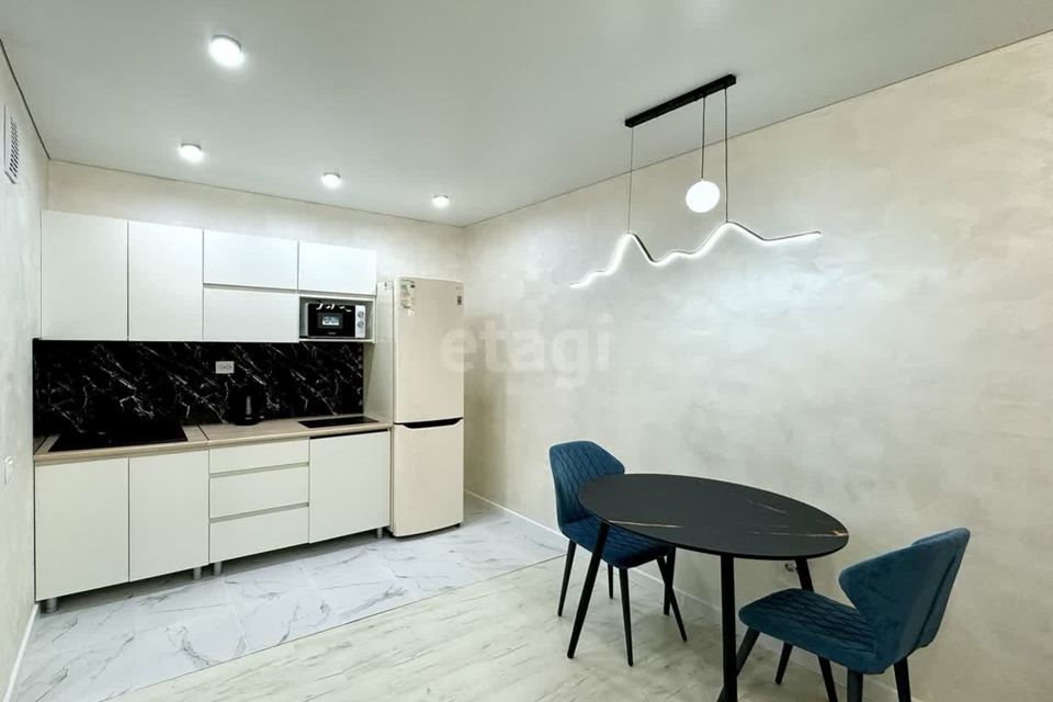 Сдаётся 1-комнатная квартира, 40 м²