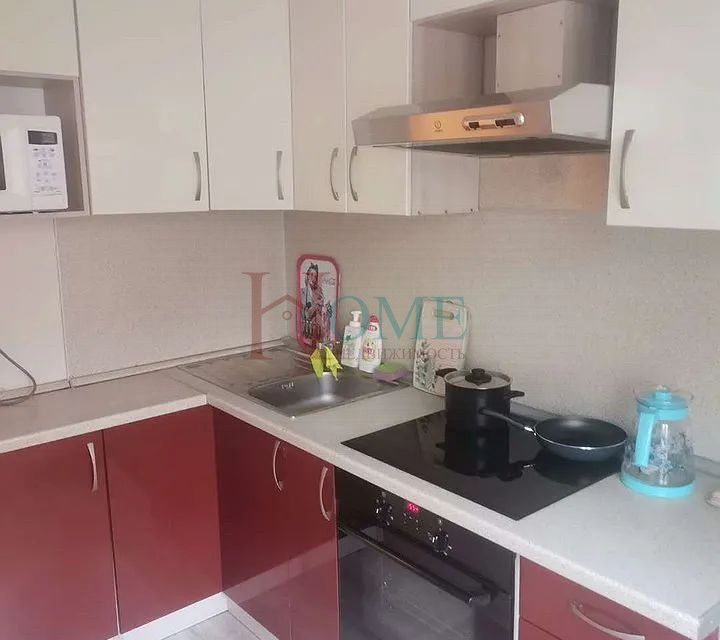 Сдаётся 2-комнатная квартира, 57 м²