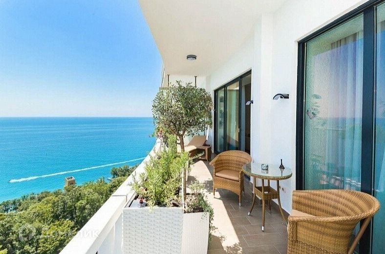 Продаётся 2-комнатная квартира, 105 м²