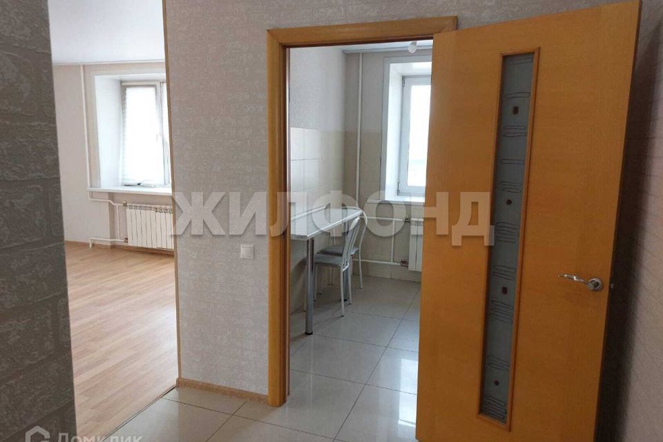 Продаётся 1-комнатная квартира, 35.8 м²