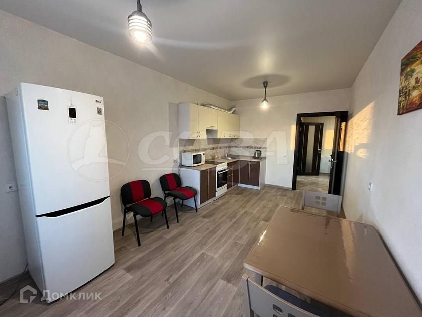 Сдаётся 1-комнатная квартира, 58.2 м²