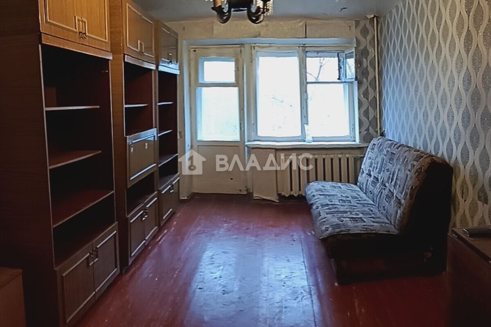 Продаётся 2-комнатная квартира, 42.4 м²