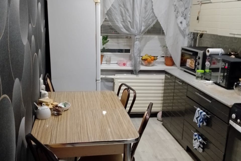 Продаётся 3-комнатная квартира, 64 м²