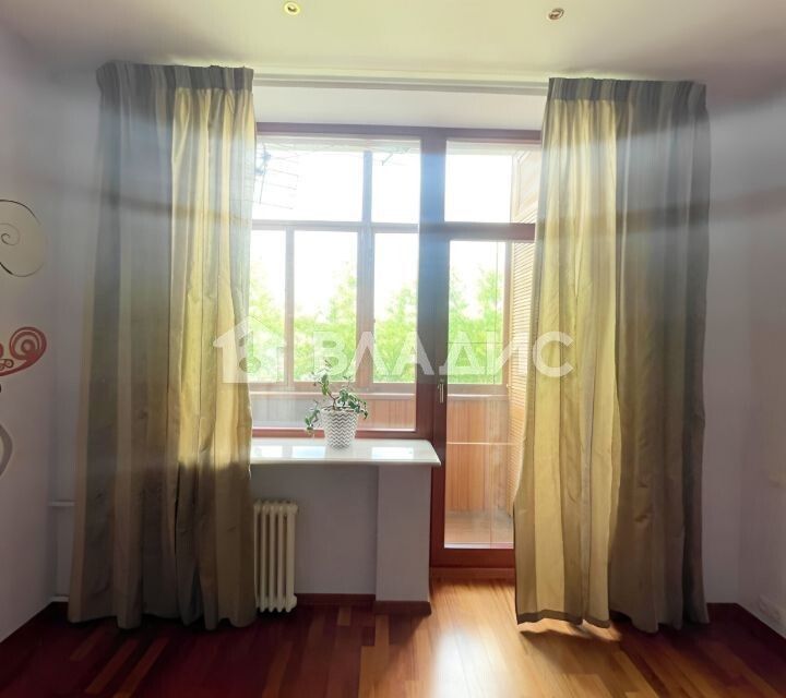 Продаётся 3-комнатная квартира, 70.3 м²