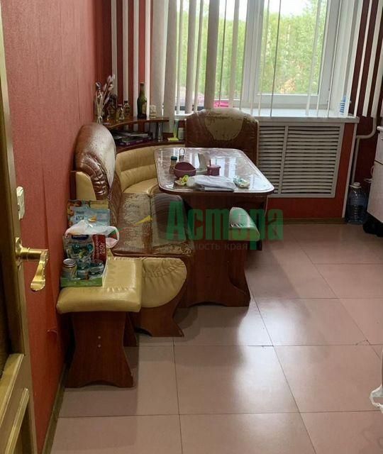 Продаётся 4-комнатная квартира, 72.2 м²