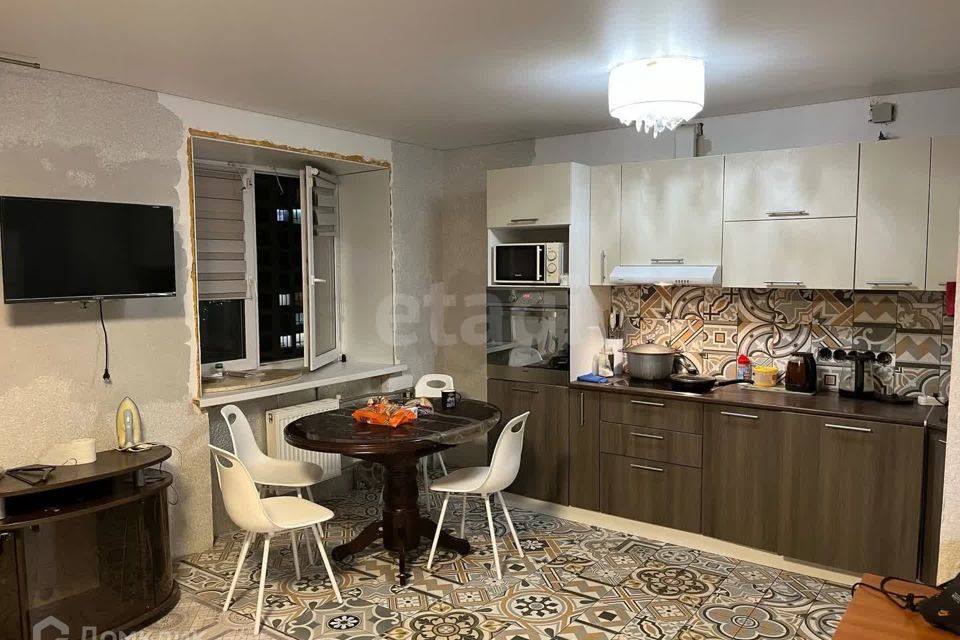 Продаётся 2-комнатная квартира, 56 м²