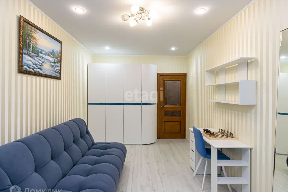 Продаётся 3-комнатная квартира, 76 м²