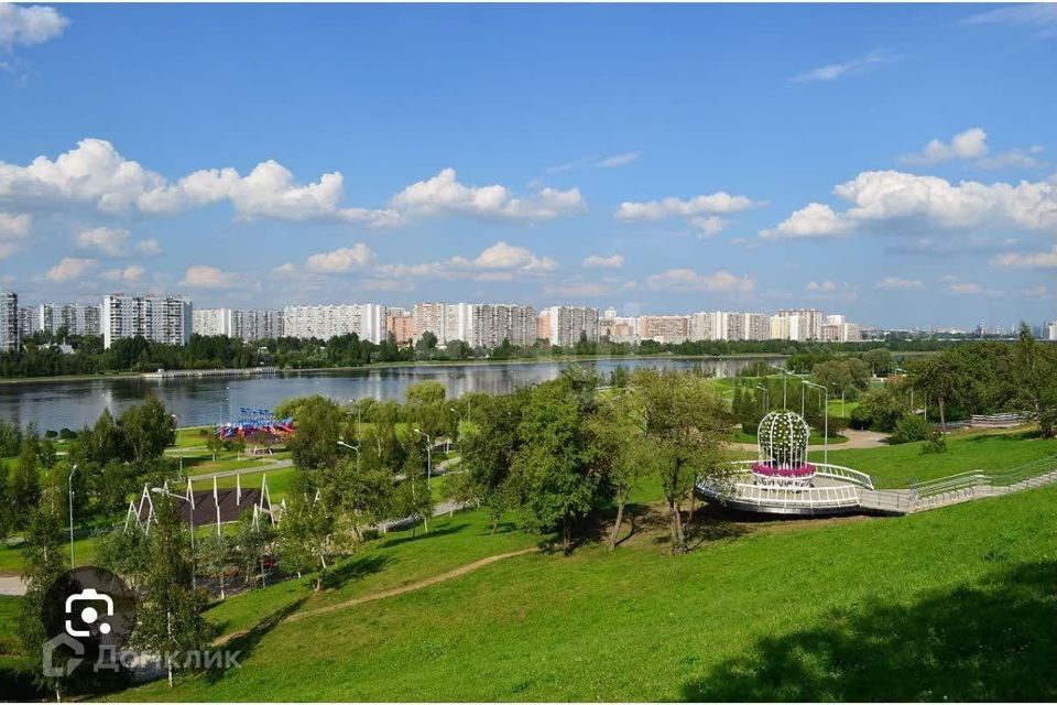 Продаётся 2-комнатная квартира, 52.1 м²