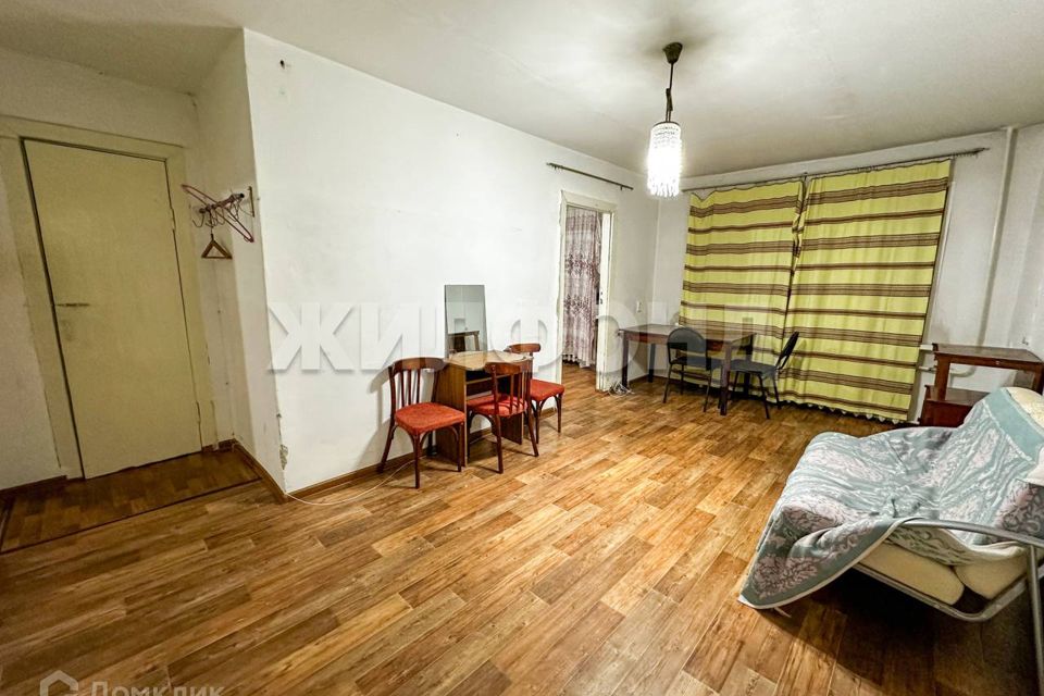 Продаётся 3-комнатная квартира, 55.5 м²