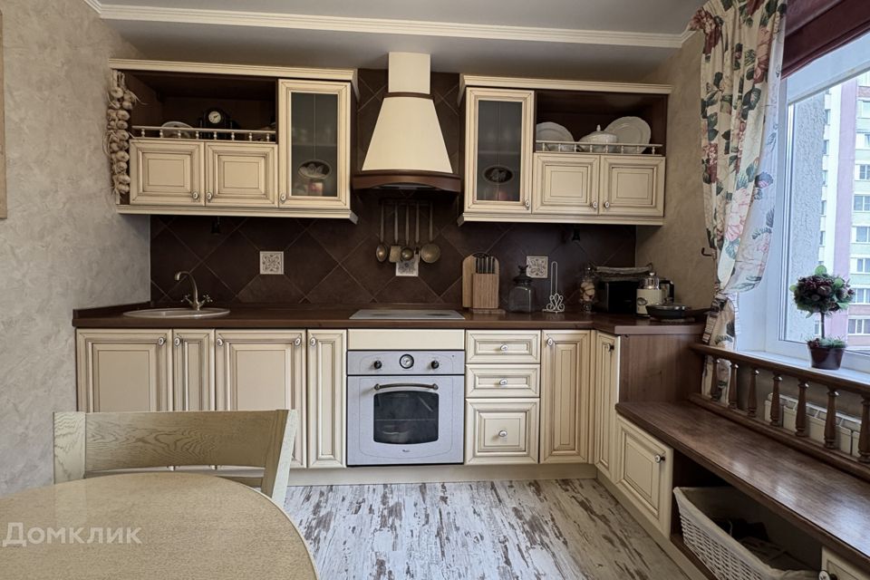 Продаётся 2-комнатная квартира, 59.8 м²