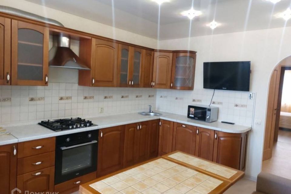 Сдаётся 2-комнатная квартира, 62.1 м²