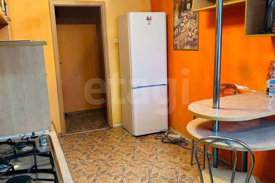 Продаётся 2-комнатная квартира, 67.8 м²