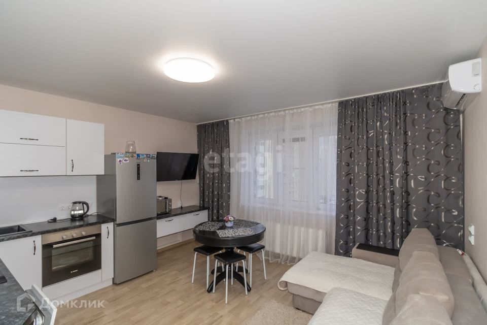 Сдаётся 1-комнатная квартира, 51 м²