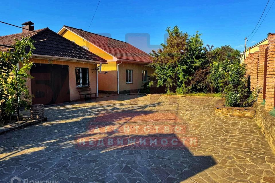 Продаётся 2-этажный дом, 164 м²