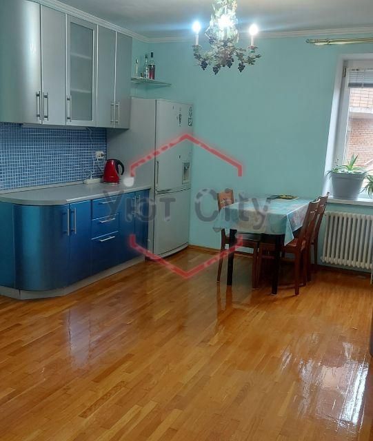 Сдаётся 3-комнатная квартира, 85 м²