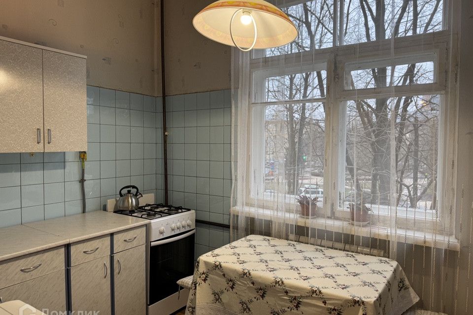 Сдаётся 2-комнатная квартира, 63.4 м²