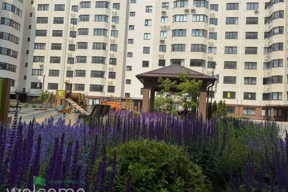 Продаётся 3-комнатная квартира, 100.3 м²