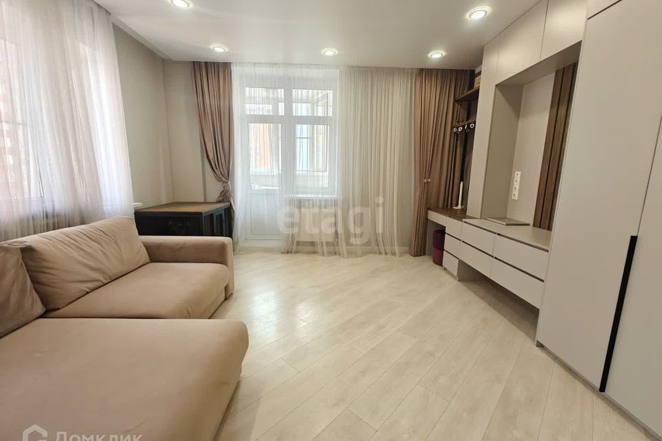 Продаётся 2-комнатная квартира, 56 м²
