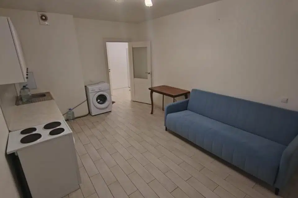 Продаётся 1-комнатная квартира, 43.3 м²