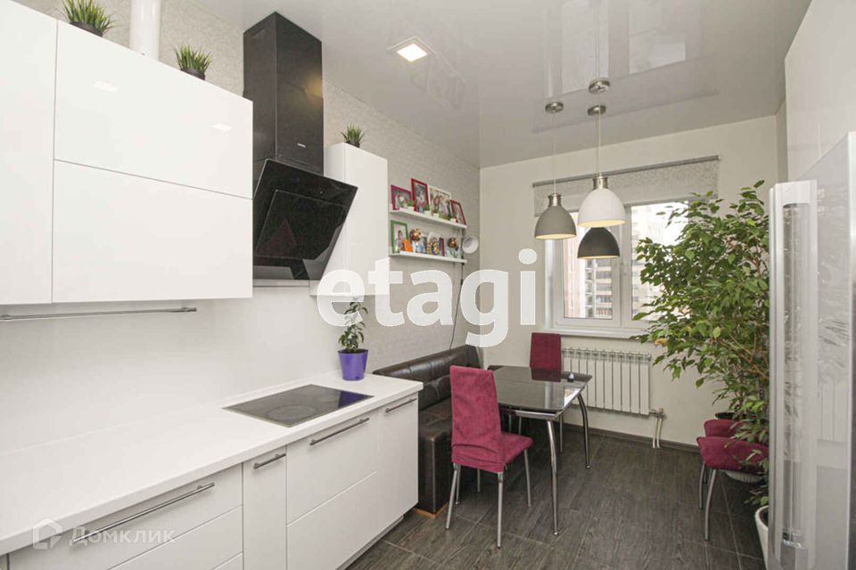 Продаётся 3-комнатная квартира, 78.6 м²
