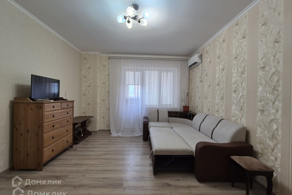 Сдаётся 2-комнатная квартира, 78 м²