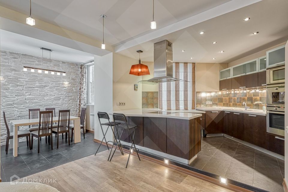 Сдаётся 3-комнатная квартира, 120 м²