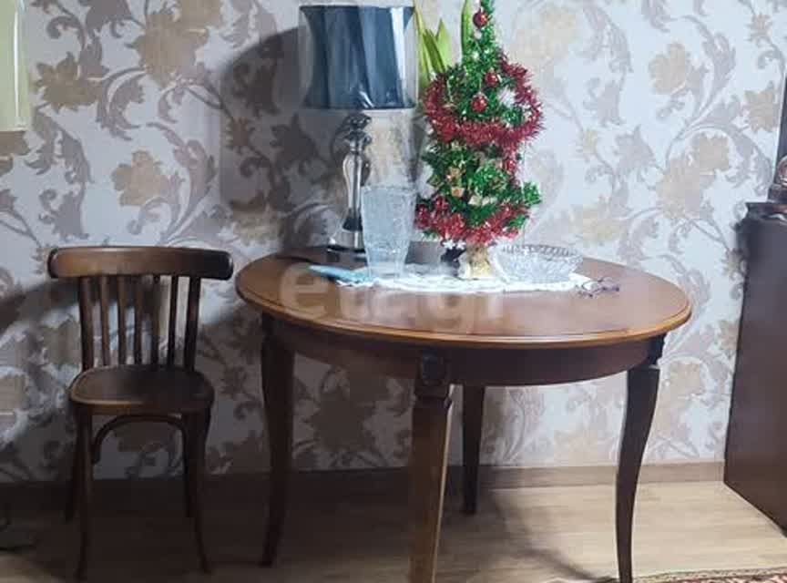Продаётся 1-комнатная квартира, 38.2 м²