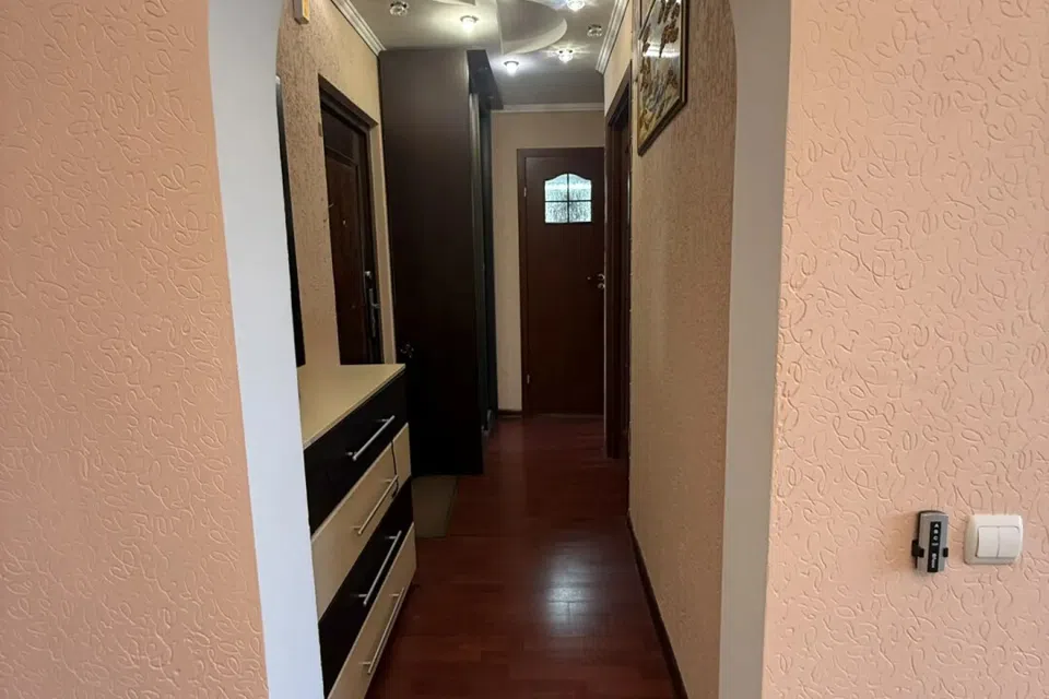 Продаётся 2-комнатная квартира, 43.7 м²