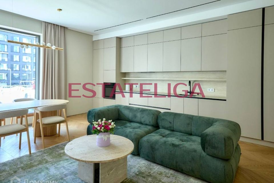 Сдаётся 1-комнатная квартира, 95 м²