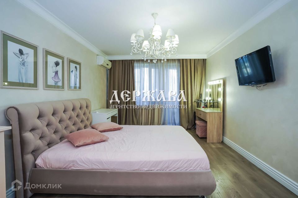 Сдаётся 3-комнатная квартира, 93 м²