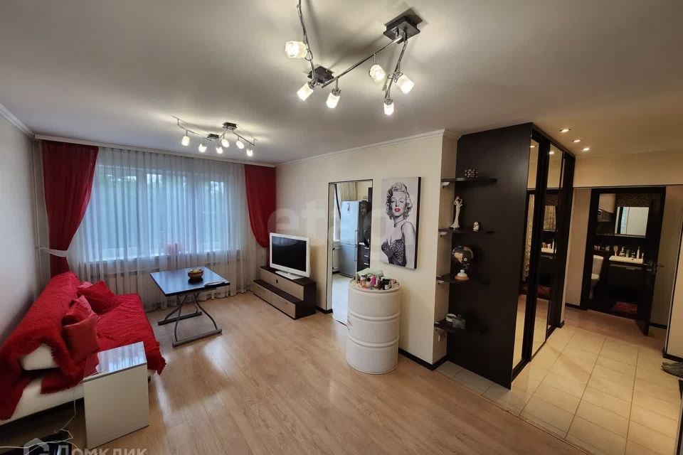 Сдаётся 2-комнатная квартира, 48.6 м²