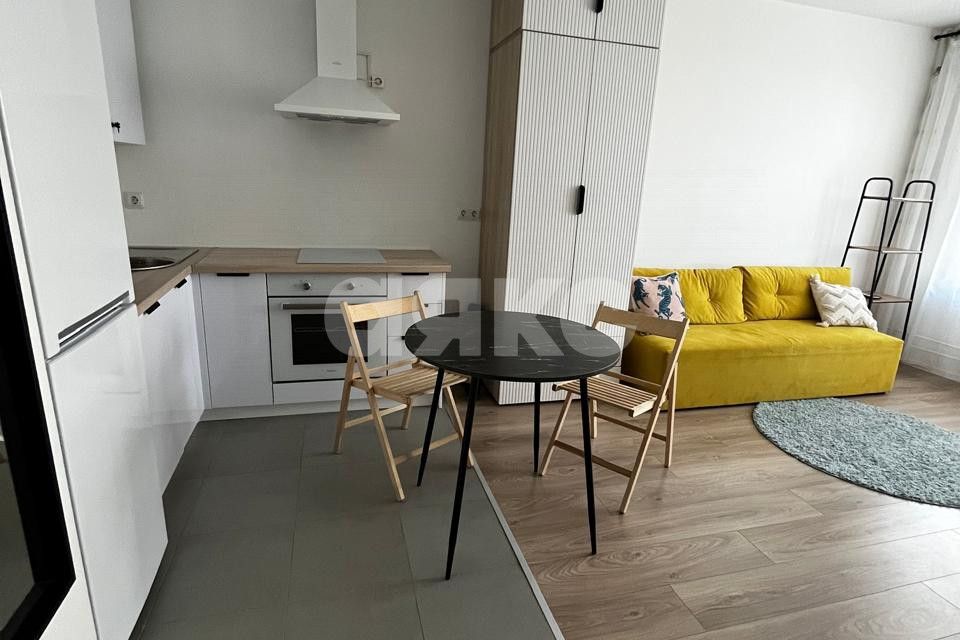 Продаётся 1-комнатная квартира, 35.7 м²