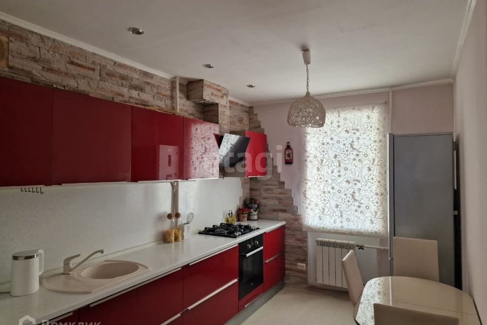 Продаётся 3-комнатная квартира, 68.9 м²