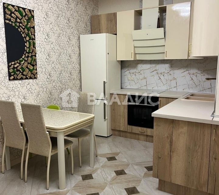 Продаётся 2-комнатная квартира, 55.7 м²