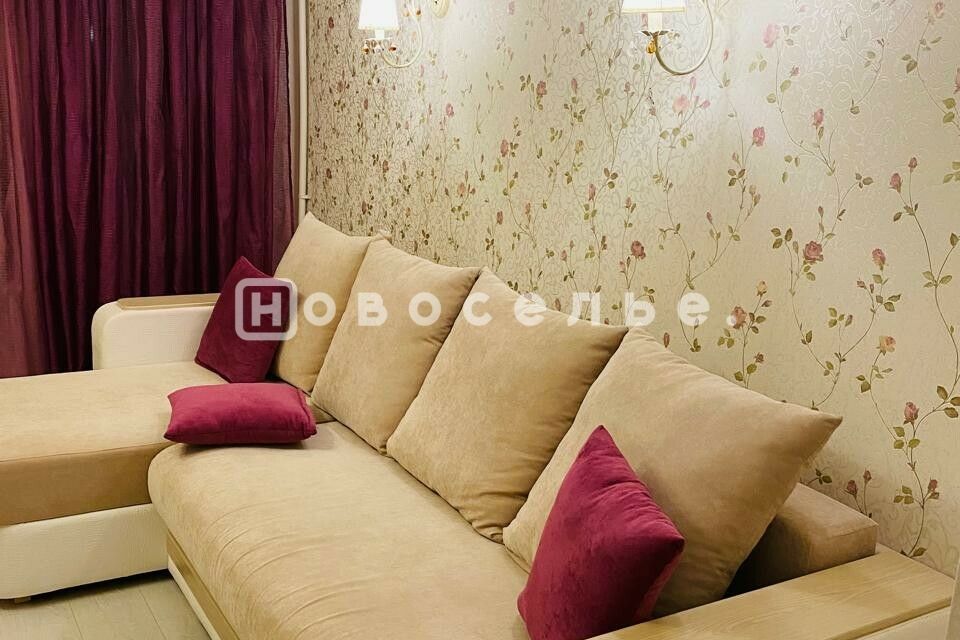 Продаётся 2-комнатная квартира, 65 м²