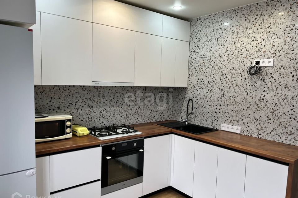 Продаётся 2-комнатная квартира, 54.1 м²