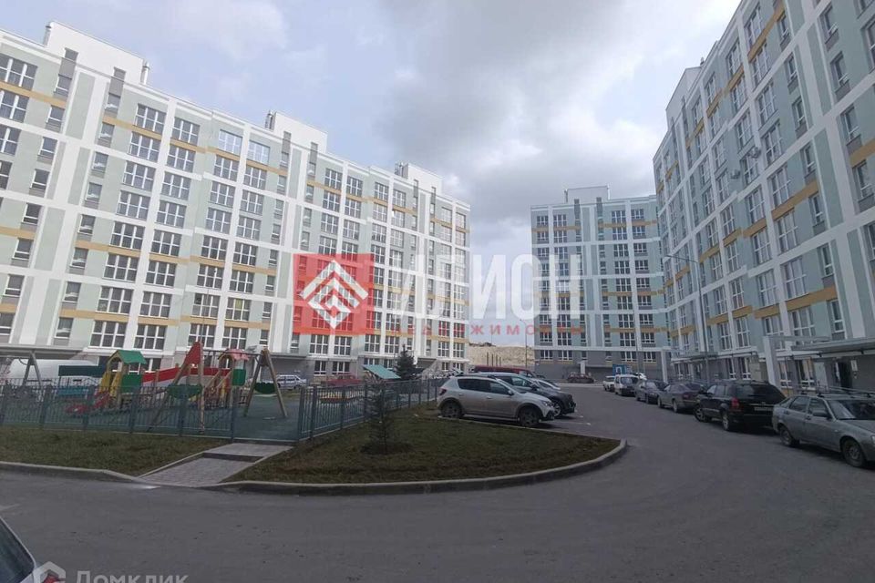 Продаётся 1-комнатная квартира, 38.3 м²